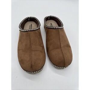 DEER STAGS SLIPPEROOZ Slippers Mens Brown 8  Round Toe Slip-on Shoes